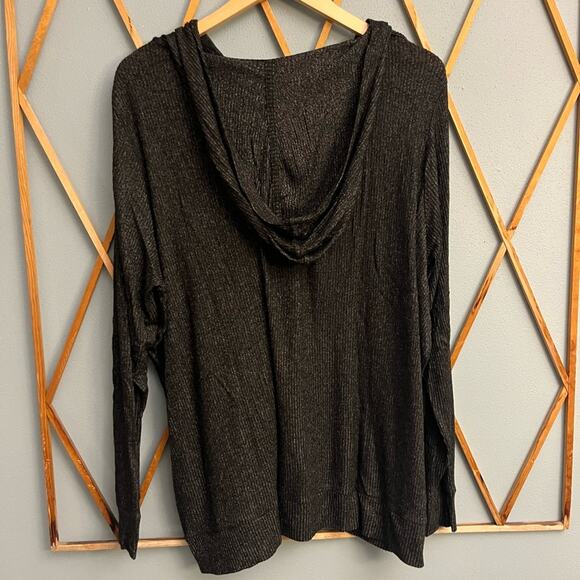 Market & Spruce Knit Hoodie - Picture 2 of 4